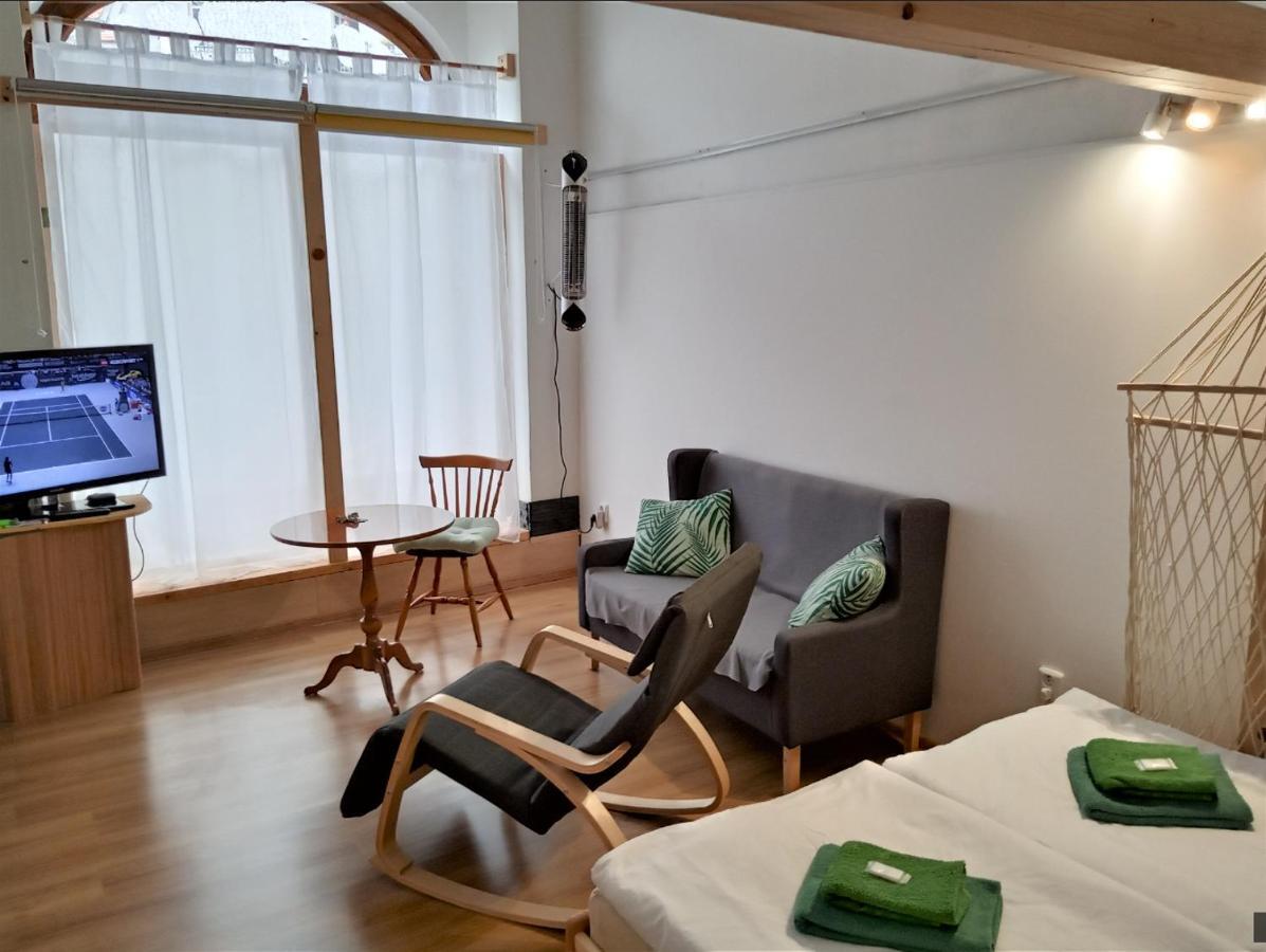 Apartment Pod Hradem Локет Экстерьер фото